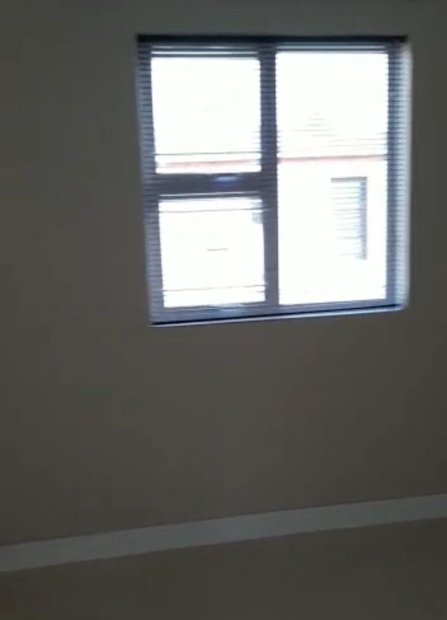 2 Bedroom Property for Sale in Jagtershof Western Cape